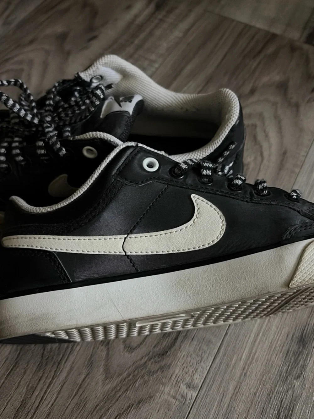 Nike kids Black and White Lace-Up Sneakers